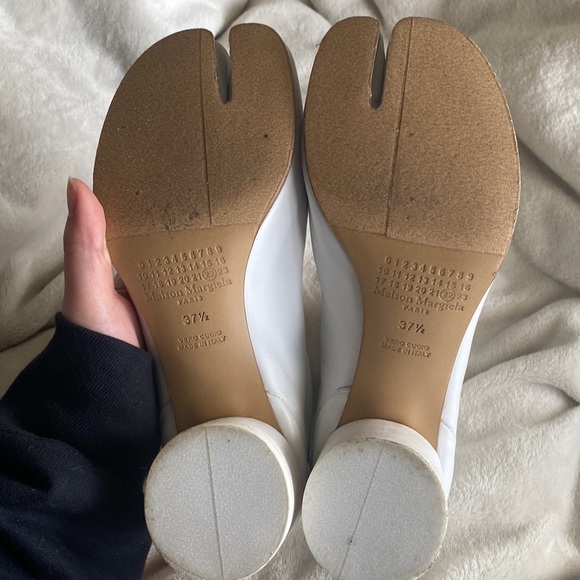 Maison Margiela White Mid Heel Tabi Boots - Picture 3 of 4